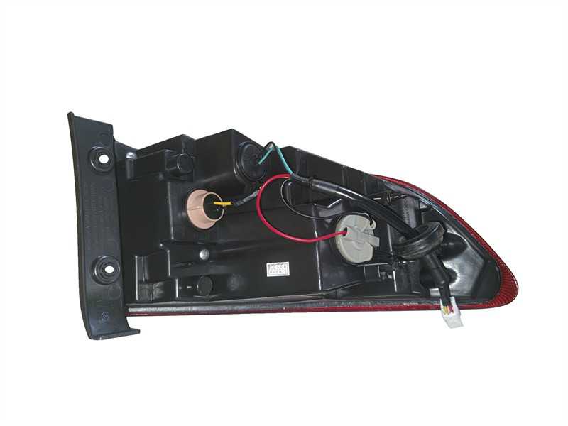 东南 DX7 后尾灯 ( 弯 )